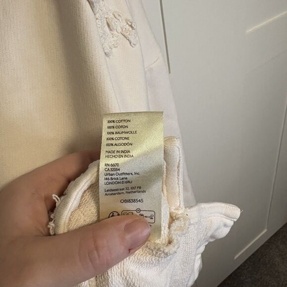 By Anthropologie Crochet Appliqué Pullover Sweatshirt Size XL Cream - Picture 6 of 8